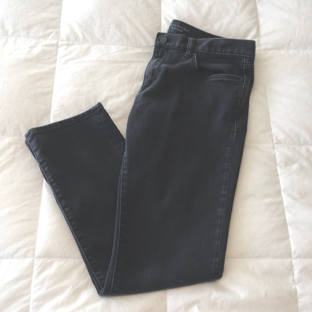 Banana Republic Traveler gray jeans size 33x32